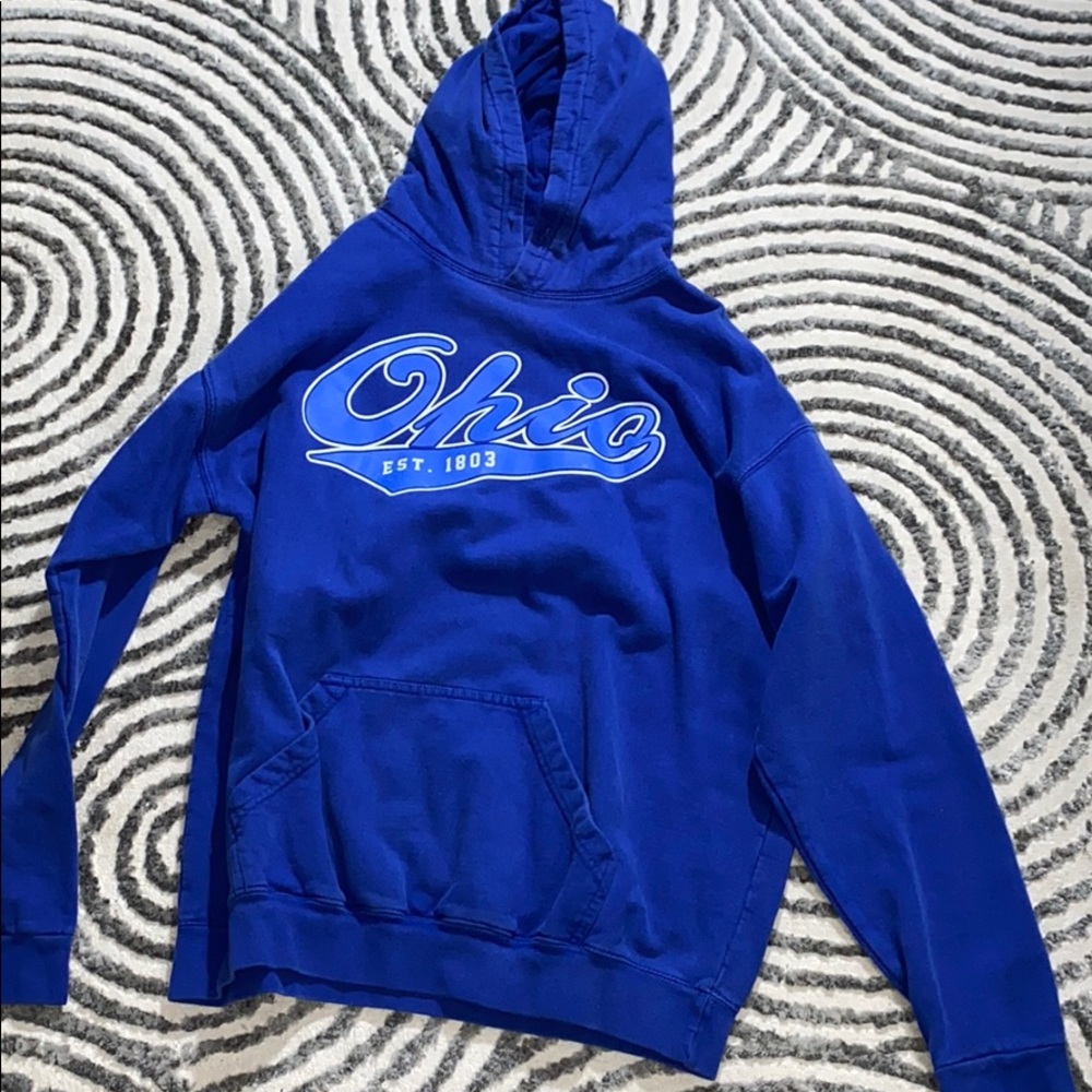 Men’s Ohio sweatshirt